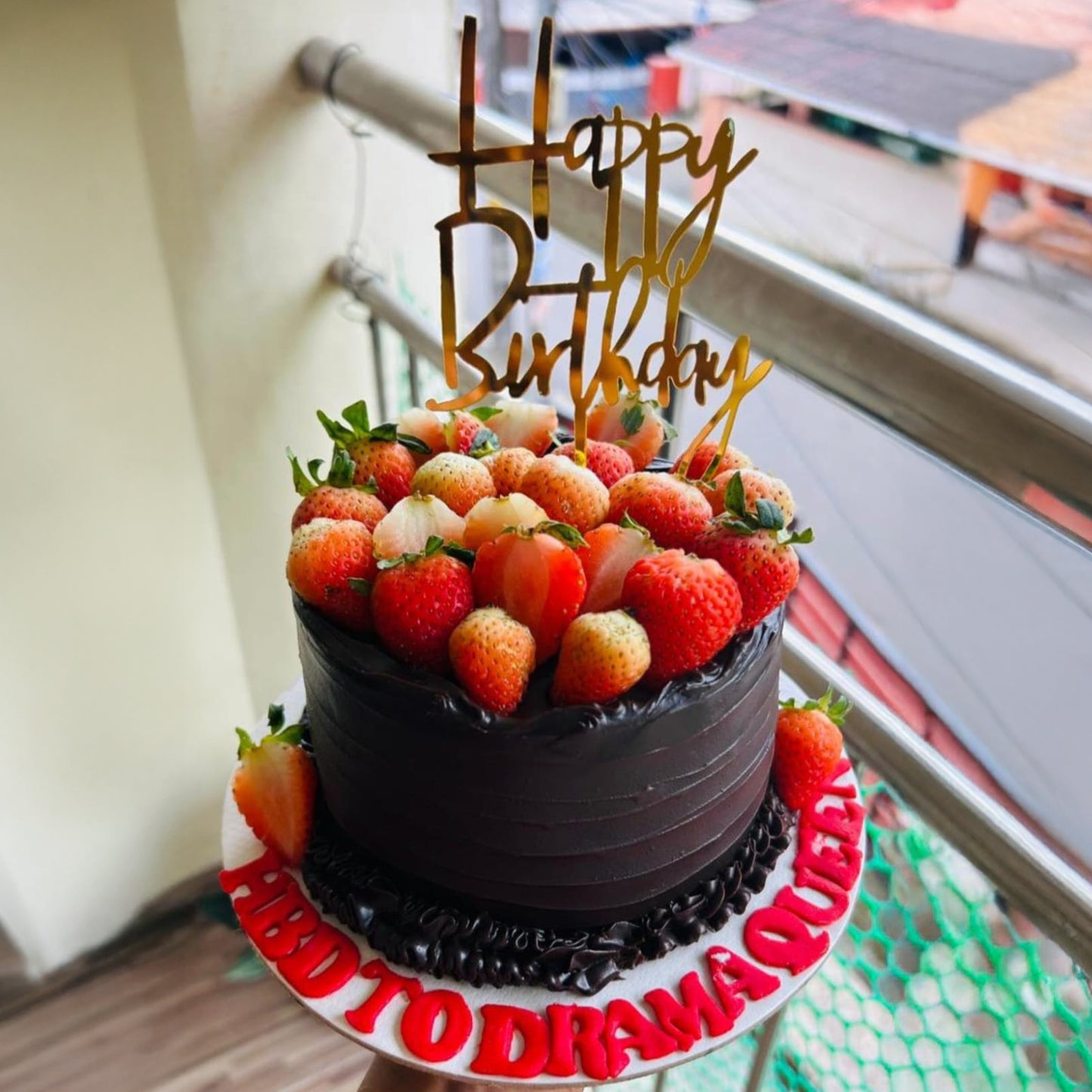 Chocolate Cake with Strawberry topping 500 gms